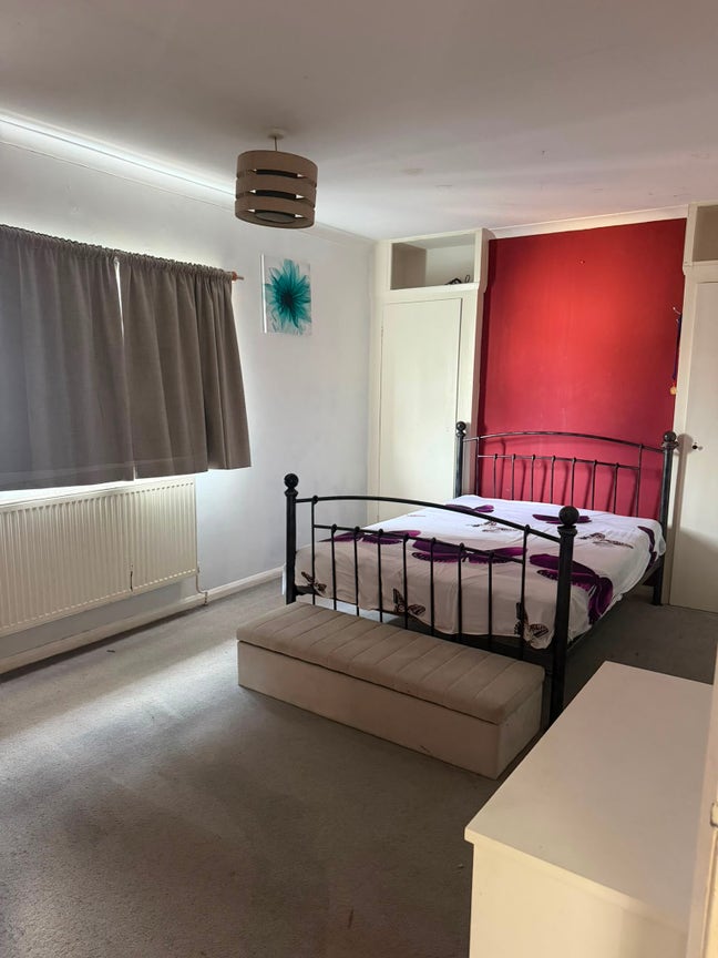 Double Room Available Now Main Photo