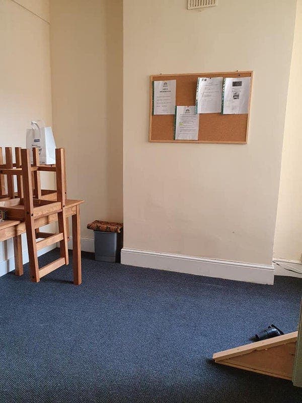 En Suite Room Available in Yardley  Main Photo