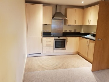 Modern One-Bedroom Flat Main Photo