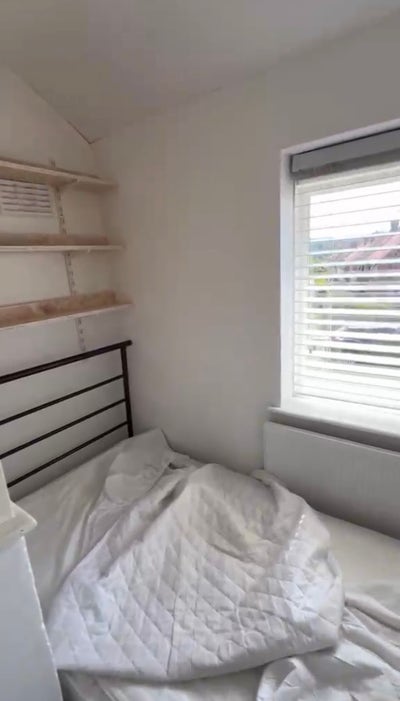 Student room in sociable shared female house Main Photo