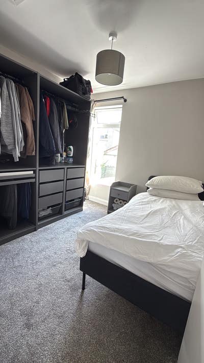 Double Room  In Holywood Townhouse  Main Photo