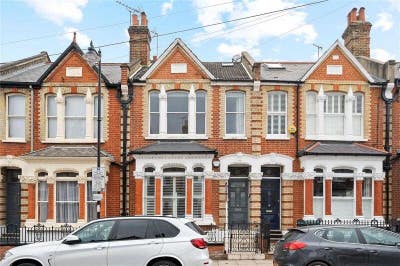 Fourth Room Available in Highbury Terraced Home Main Photo