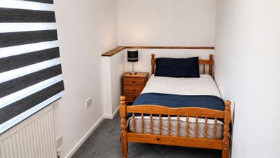 Single Room Available - Soham Main Photo