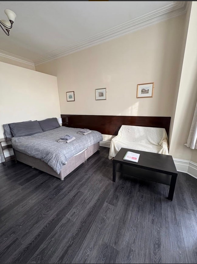 Studio serviced apartment   Main Photo