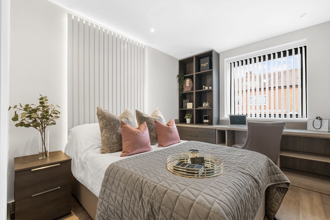 Luxury Student Room Main Photo