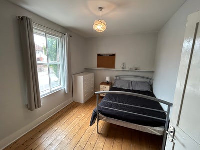 Double Room Available in a Shared House Main Photo