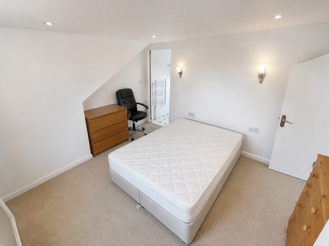 Ensuite double room hounslow  Main Photo