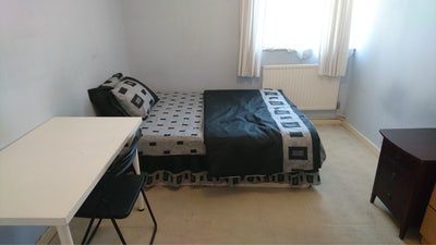Double room all bill included @ Aldgate east Main Photo