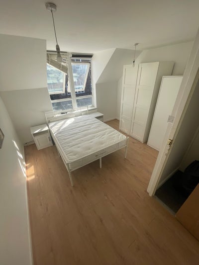 Premium double Room| Clapham Junction| Now !!! Main Photo