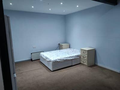 Private Self-Contained Studio Main Photo