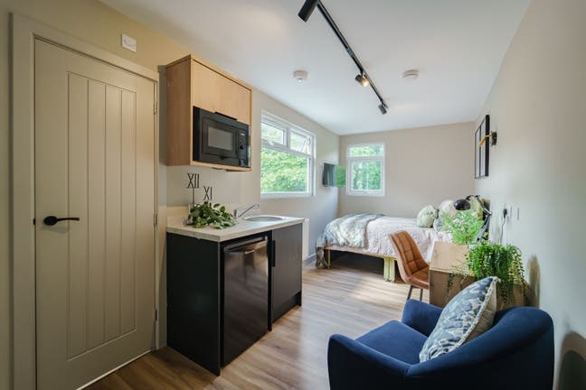 🏡 Room to Rent in Selly Oak – &pound;780 pcm All Bills I Main Photo