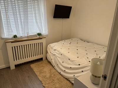 Furnished Double Room | Mon–Fri | Bills + Parking  Main Photo