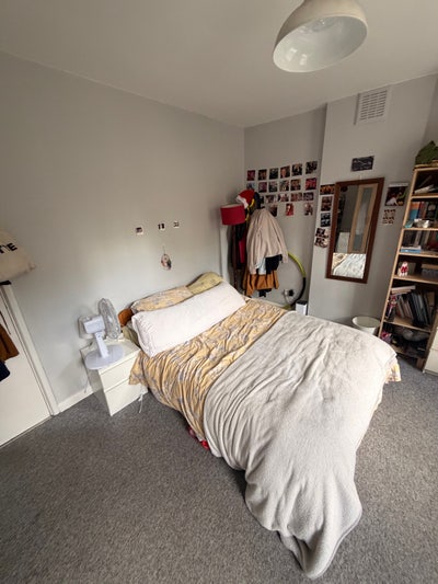     Spacious Room in Lovely Archway Flat Main Photo