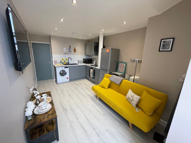Nottingham City centre 2 bedroom flat ensuite room Main Photo