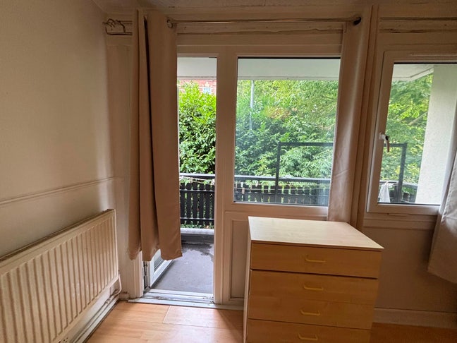 Room with balcony Main Photo