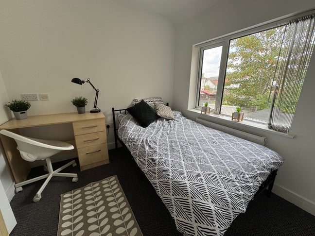 Ensuite double room; UoWarwick; professionl&studnt Main Photo