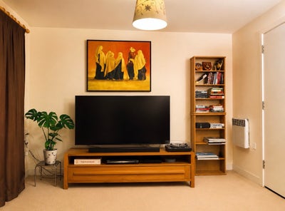 Spacious Furnished 1-Bed Apartment | Burford Wharf Main Photo