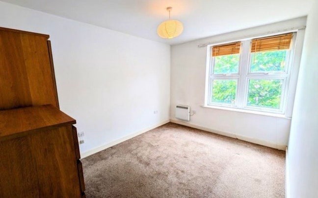 Room in Fishponds Main Photo