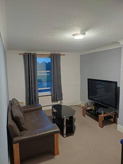 Two Furnished Ensuite Single Bedrooms - Workington Main Photo