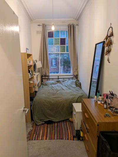 Sunny Double Room in Kilburn  Main Photo