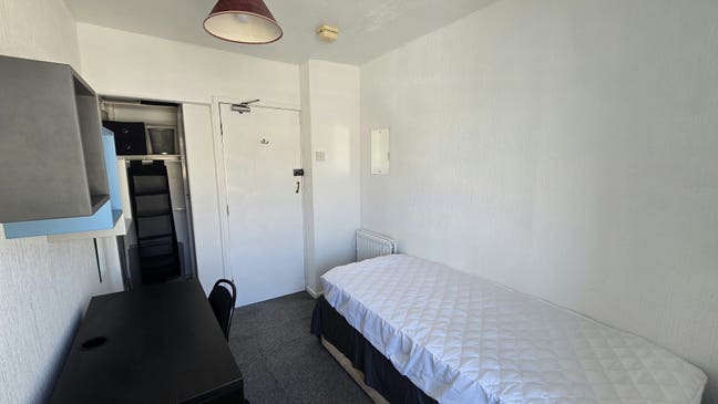 Single room for rent in Treforest  Main Photo