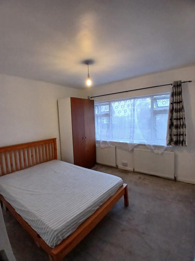Lovely Double Room for Rent in Dagneham  Main Photo