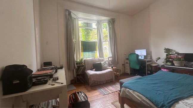 Bright room sublet in Hackney 1 month ✨ Main Photo