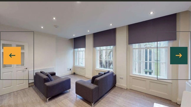 En-suite room in a 2-bed at city center  Main Photo