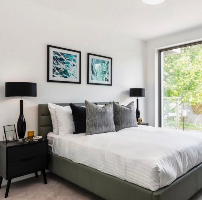 Double Room with Private Bathroom- Female only 🌸 Main Photo
