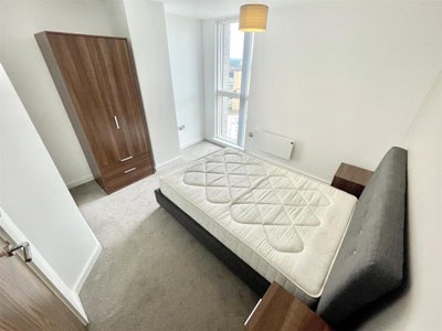 Double Room in Manchester Main Photo