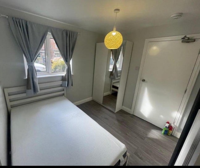 En-Suite Room,  Brand New, Hither Green SE13 , Main Photo