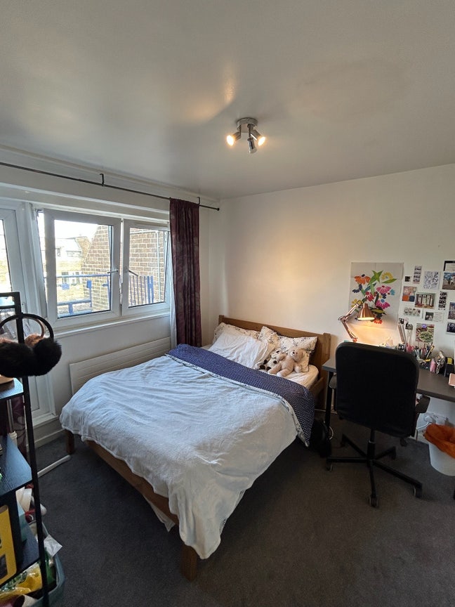 Double Bedroom near Queens Park Main Photo