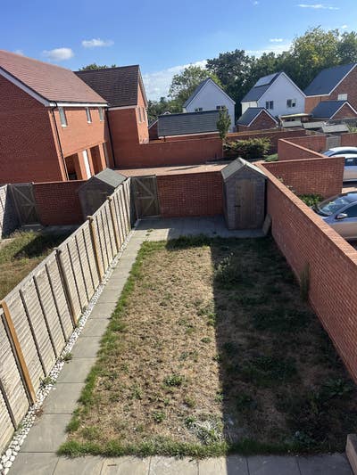 Two bed house with garden and two car parks Main Photo