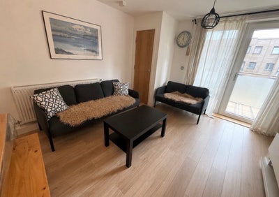 Short term 2 bedroom flat with 2 bathrooms Main Photo
