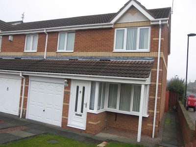 Spare Room Available in Kenton, Newcastle Main Photo