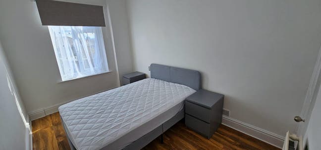 Double room Available female  Main Photo