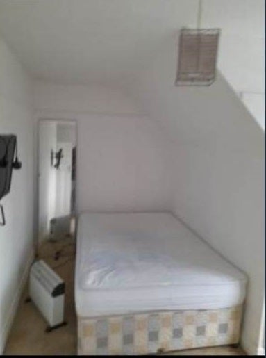 🏡  Double Room Available in South Croydon CR2🏡 Main Photo