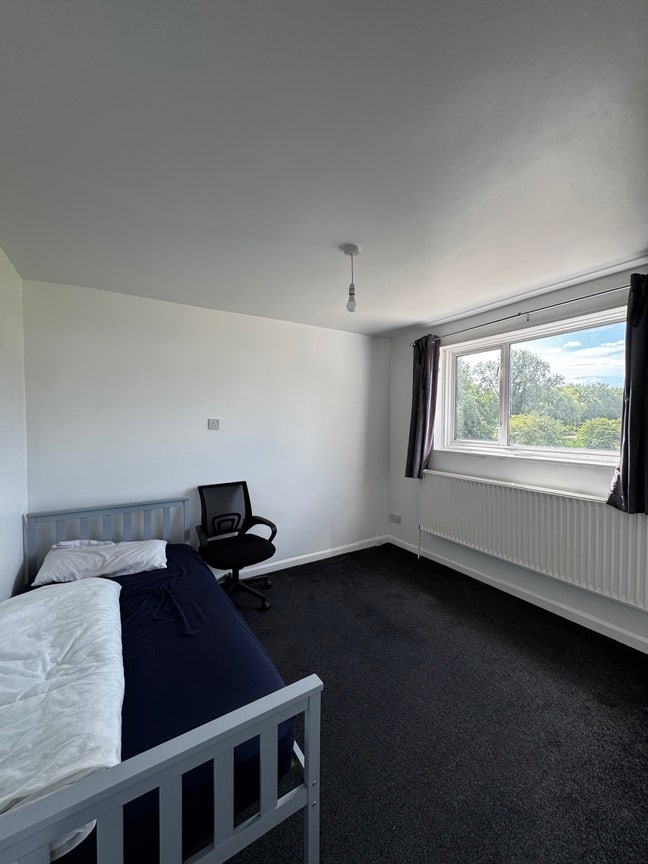 En-suite Double room with park view Main Photo