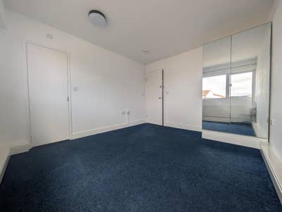 *Incl All Bills* Large Ensuite Room Langley Main Photo