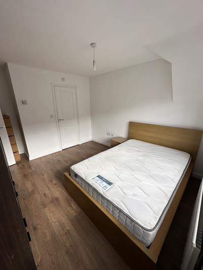 Double En-Suite Room to Rent – Blackley, M9 Main Photo