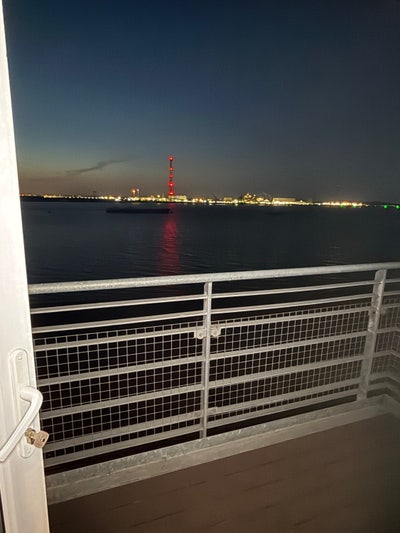 1 bed riverside flat to short let Main Photo