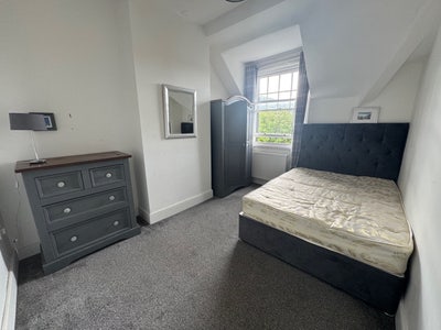 Double room live out landlord all bills included Main Photo