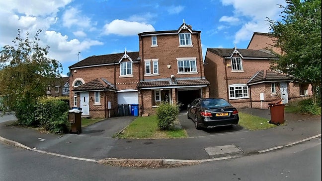 Spacious 4‑Bed Female‑preferred Property – &pound;115pppw Main Photo