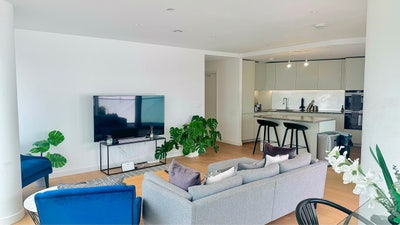 En suite double room - Bills included - Penthouse Main Photo