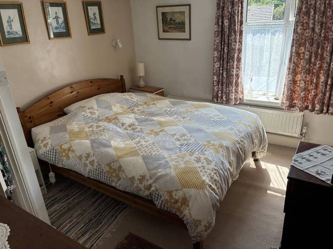 Oxted Homeshare &pound;349 p/m Main Photo