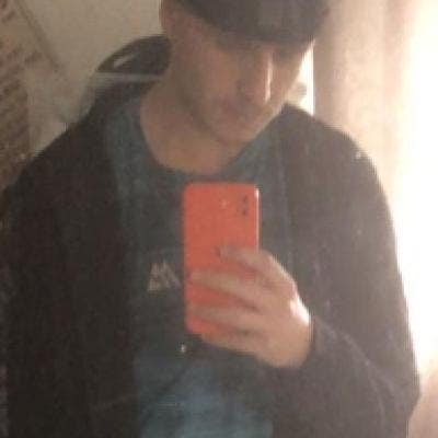 looking for chill flatmates as i am chill myself Main Photo
