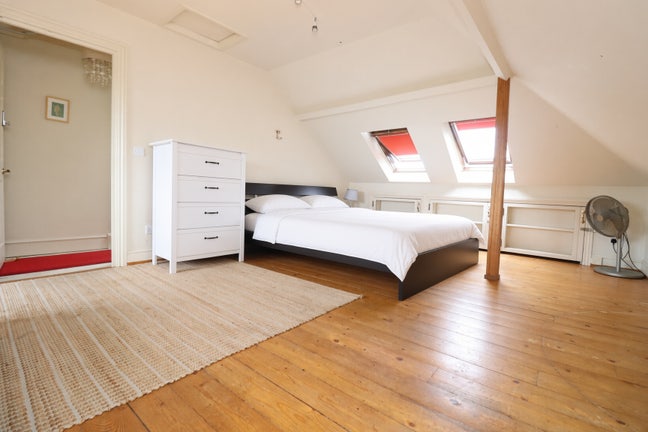 🏡 Bright Rooms – Hanwell House with Garden 🏡 Main Photo