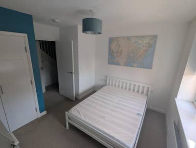 Double Bedroom with Private Washroom-Bills Inc Main Photo