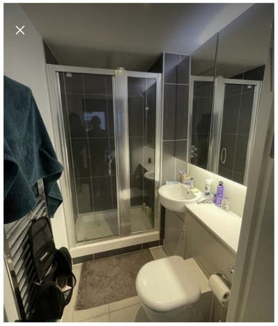Stratford Apartment with  Private Bathroom Main Photo