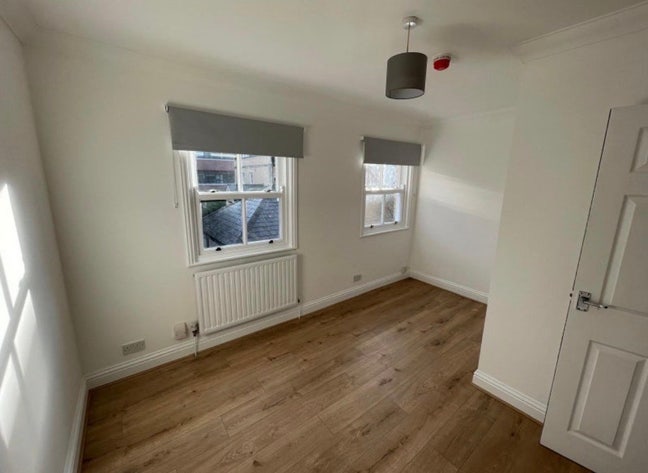 Beautifully renovated home on flower street CB1 Main Photo
